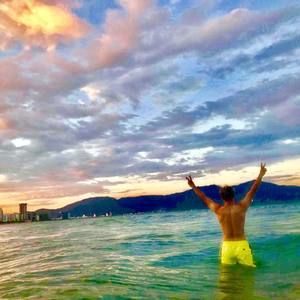 Meet your Posher, Dzuy